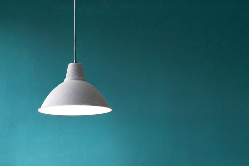 Metallic-Finish Ceiling Wallpaper