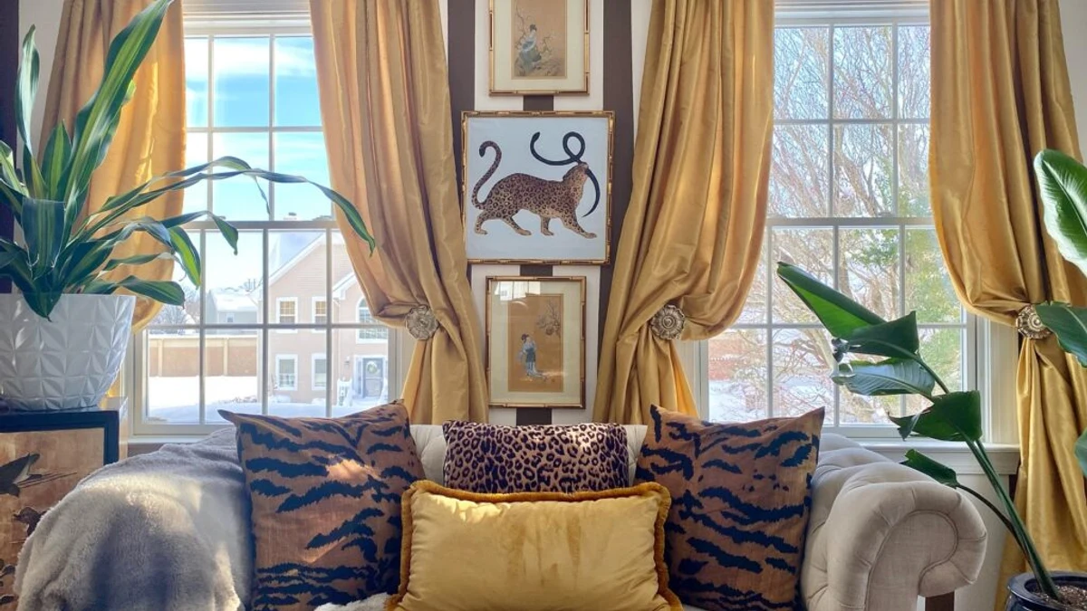 Layering curtains in different fabrics and lengths