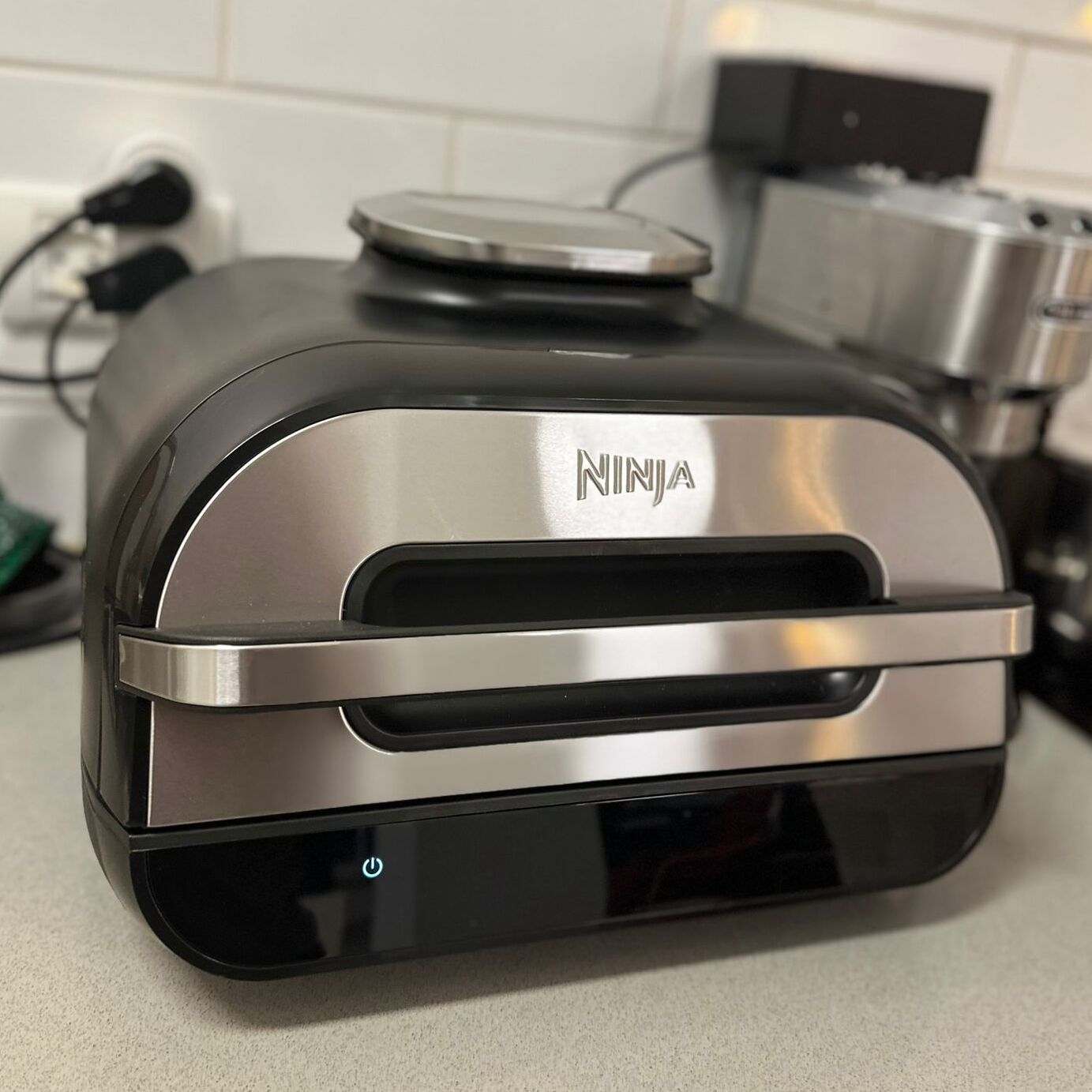 Ninja Crispi 4-in-1 Portable Glass Air Fryer appliance